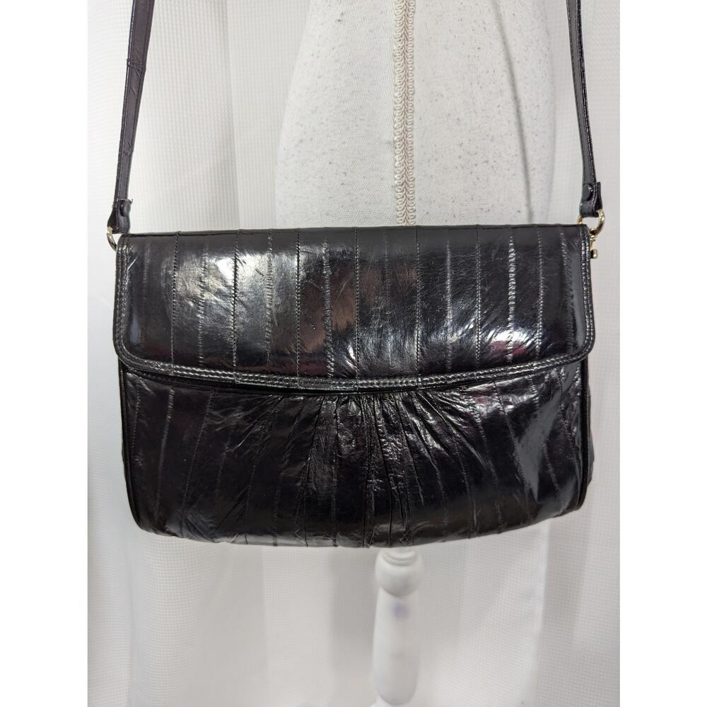 VINTAGE BLACK EEL! GORGEOUS SUEDE LEATHER LINED SHOULDER BAG, PURSE, LIKE NEW! - Picture 3 of 8